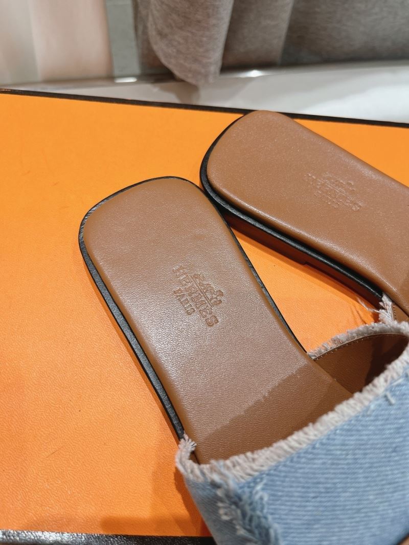 Louis Vuitton Slippers